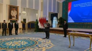 Guncangan Kabinet! Prabowo Bersihkan Rumah, Siapa Saja yang Tersingkir?