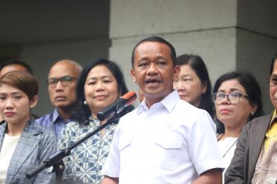 Poros Informasi 10 BBM Campur Etanol? Bahlil Ungkap Fakta Mengejutkan Ini!