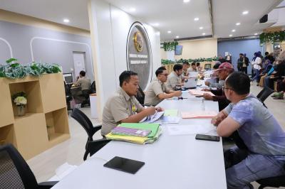 WFA PNS & Swasta: Libur Panjang Rasa Kerja, Ekonomi Melesat? 1 WFA PNS & Swasta: Libur Panjang Rasa Kerja, Ekonomi Melesat?