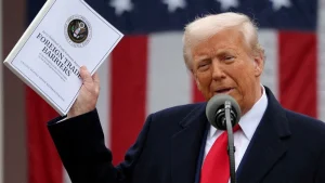 Geger! Tim Trump Pindahkan Token TRUMP Rp 270 Miliar di Tengah Badai Regulasi CLARITY Act