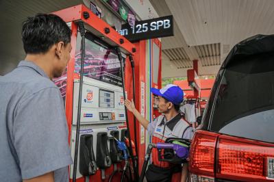 Sinyal Merah! Harga BBM Nonsubsidi Bakal Melambung 1 Oktober? 1 Sinyal Merah! Harga BBM Nonsubsidi Bakal Melambung 1 Oktober?