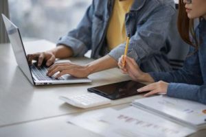Strategi Baru Kemnaker: Targetkan 70% Lulusan Vokasi Langsung Kerja!