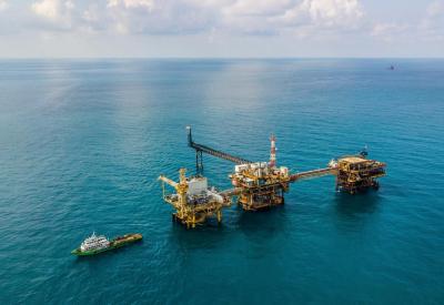 Nasib Energi Nasional: RUU Migas Target Rampung Oktober!