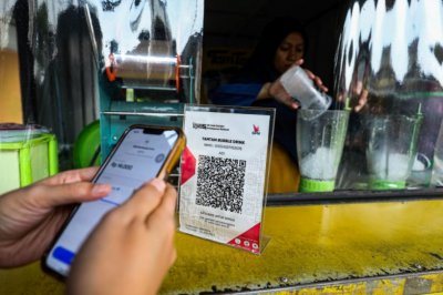 Gak Perlu Bawa Cash! QRIS Jadi Primadona Baru Dompet Digital